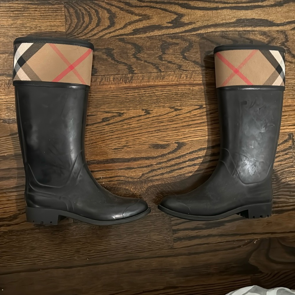 Burberry Rainboots